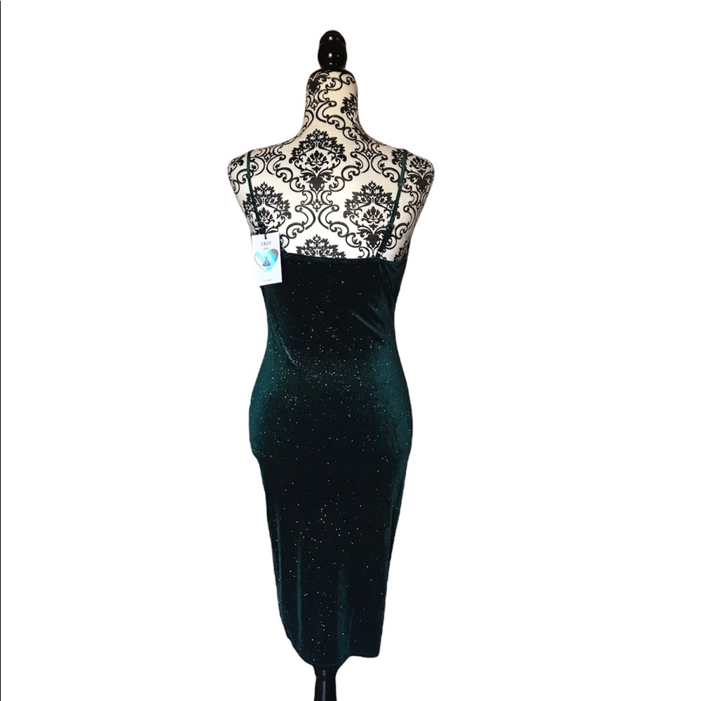 IRIS EMERAD GREEN VELVET DRESS - Picture 3 of 5